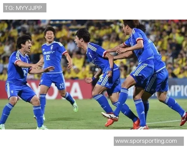 首尔衣恋与城南一和的激烈对决揭示韩国足球新格局 首尔衣恋与城南一和的激烈对决揭示韩国足球新格局