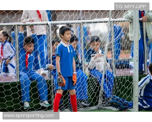 全运会特别报道：深圳足球队拼搏历程与辉煌成就的背后故事