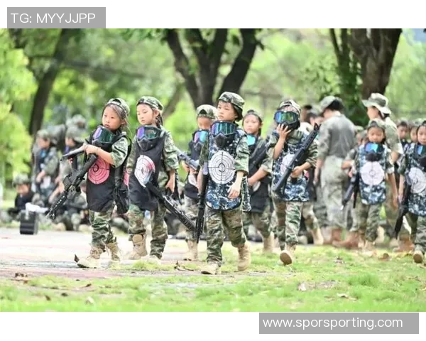 成都攀岩队配合问题引发热议队员间默契与信任的考验 成都攀岩队配合问题引发热议队员间默契与信任的考验