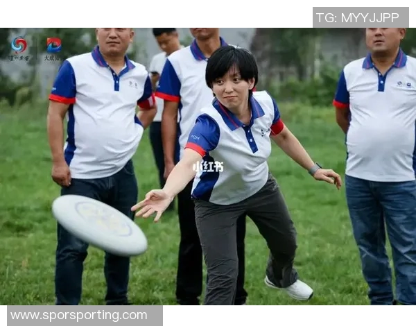 飞盘团队协作新高峰杭州飞盘队展现卓越实力与团队精神