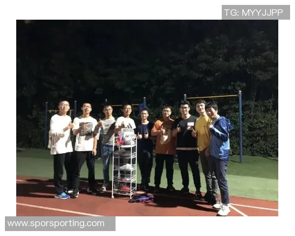 南京飞盘队与深圳飞盘队赛后分析及状态对比探讨