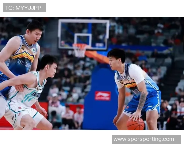 今天中午12点CBA精彩对决新疆队迎战天津队直播不容错过